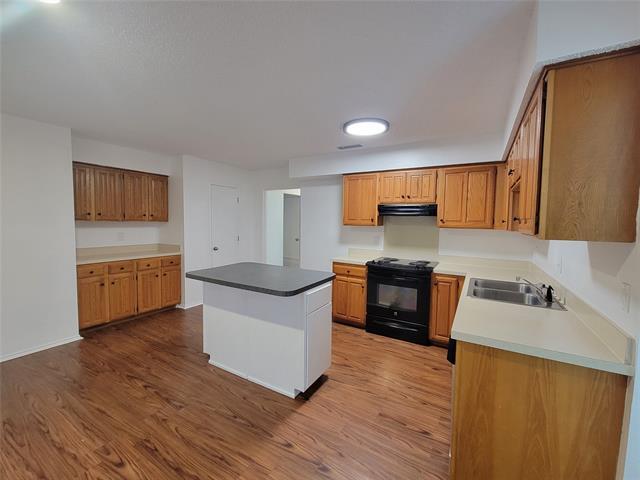 Building Photo - 1317 Greenbriar Ln