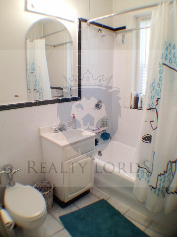 Foto del edificio - 740 Washington St