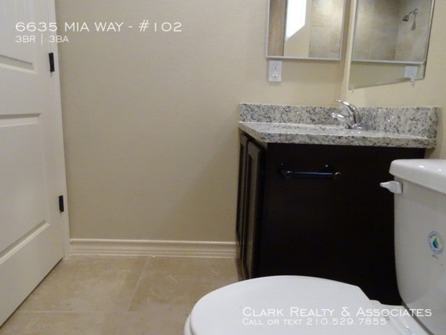 Building Photo - 6635 Mia Way #102, San Antonio, TX. 78233
