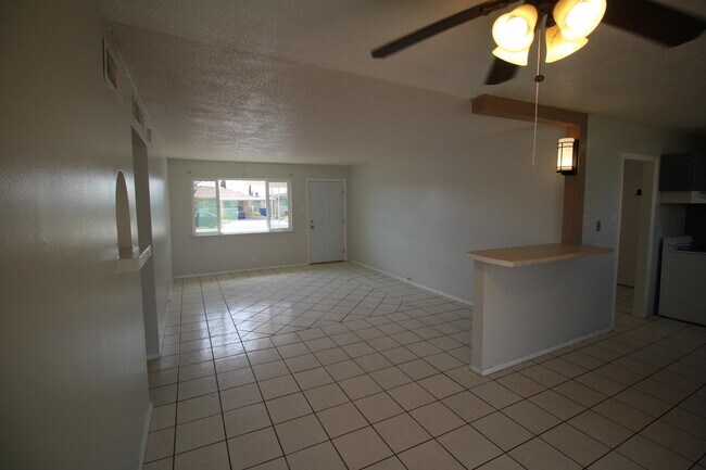 Foto del edificio - 5725 Waycross Ave