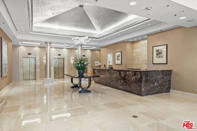 Building Photo - 10724 Wilshire Blvd