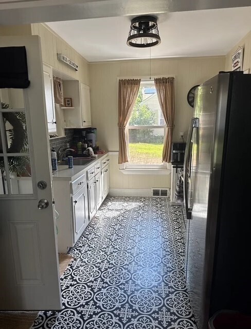 Foto del edificio - 26 Glenwood Rd