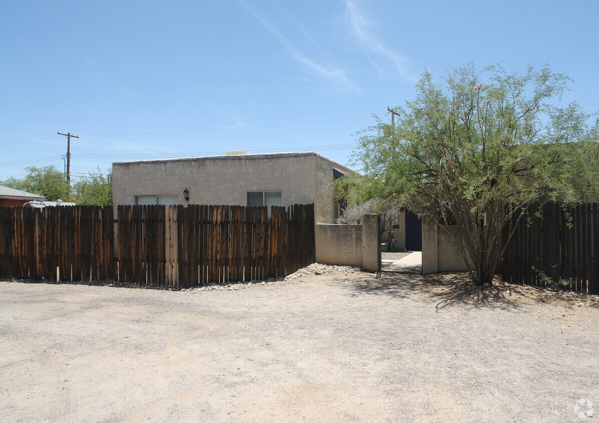 Foto del edificio - 1136-1142 E Drachman St