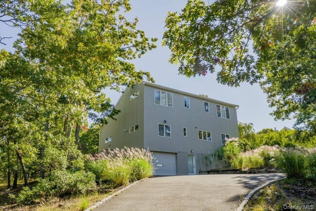 Foto del edificio - 38 Red Creek Cir