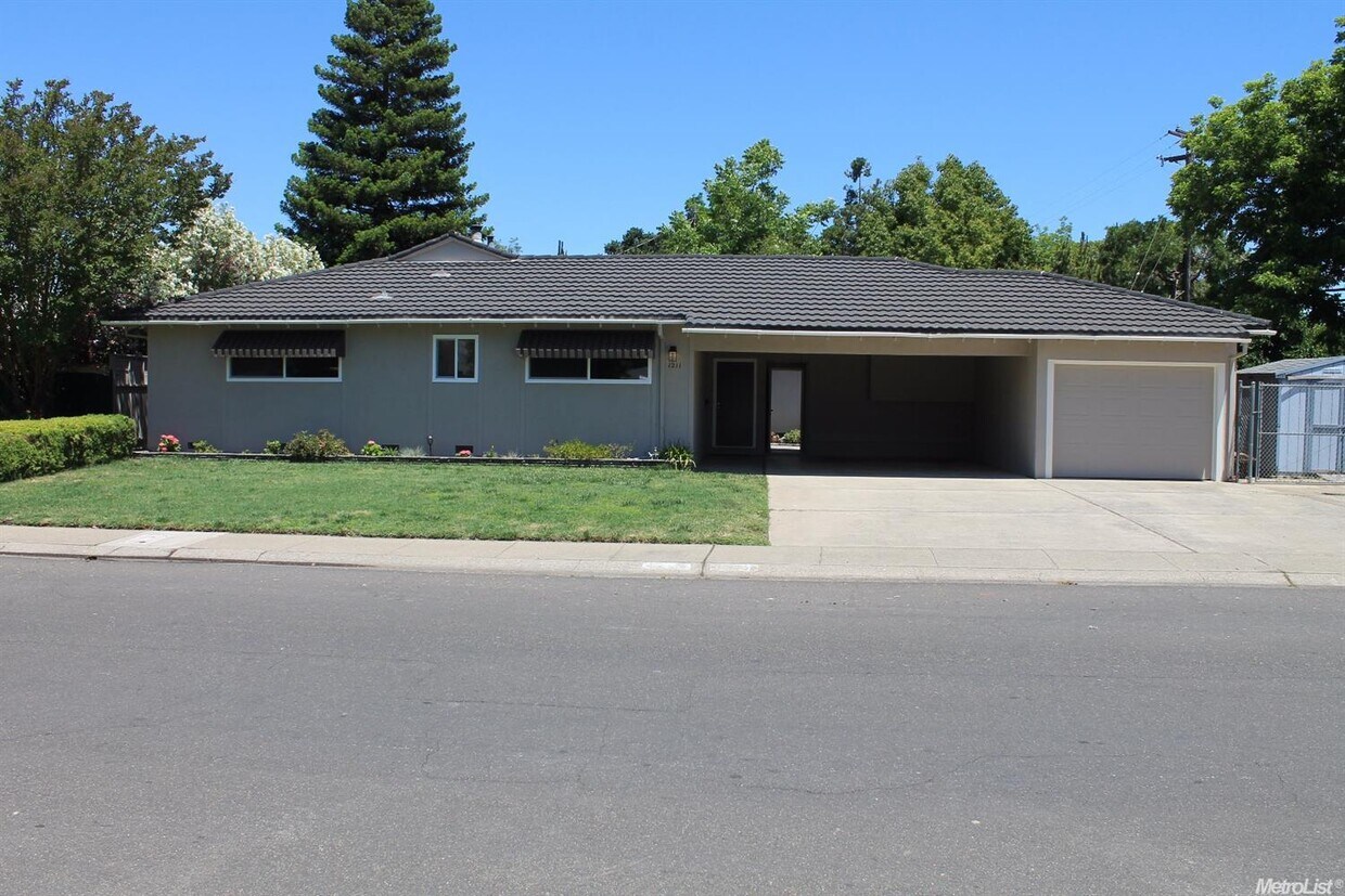 Foto principal - 1213 27th Ave