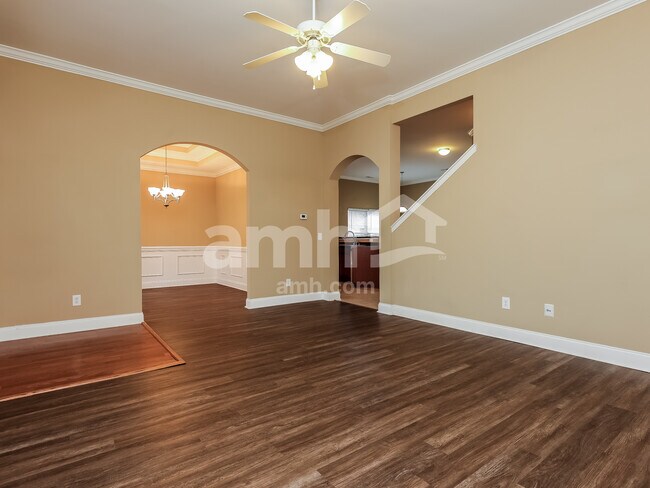 Building Photo - 65 Heritage Pky