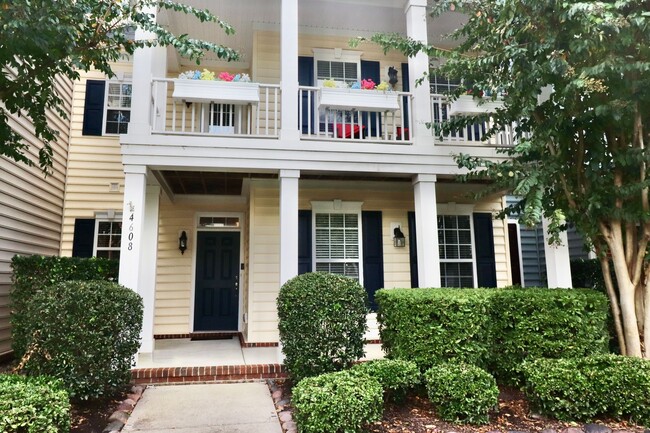 Foto del edificio - Fabulous Townhome In Lexington! Attached G...