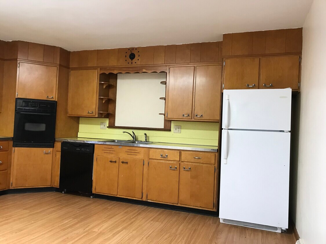 Foto principal - 136 N Fairview St