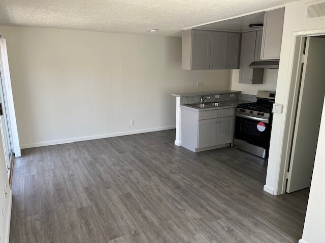 Foto del edificio - 1809 Berendo N St