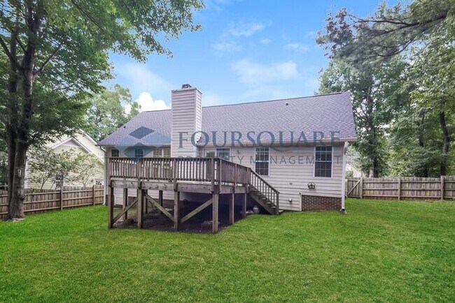 Foto del edificio - Single Family Home | One Story Home | Full...