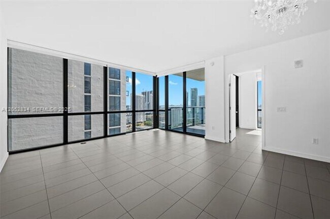 Foto del edificio - 1600 NE 1st Ave