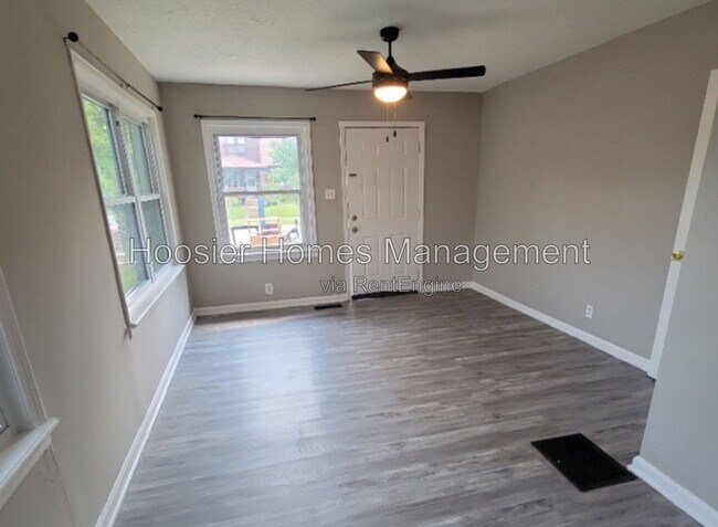 Foto del edificio - 932 N Leland Ave