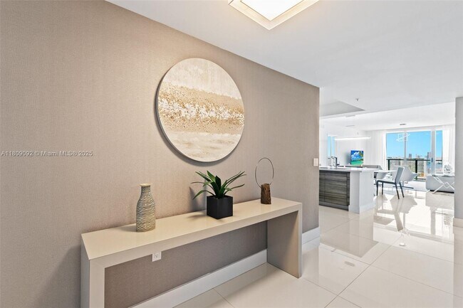Building Photo - 300 Sunny Isles Blvd