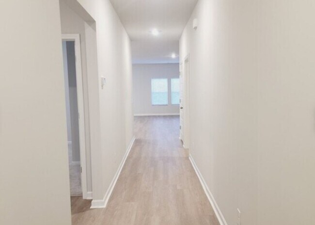 Foto del edificio - 275 Lillian St