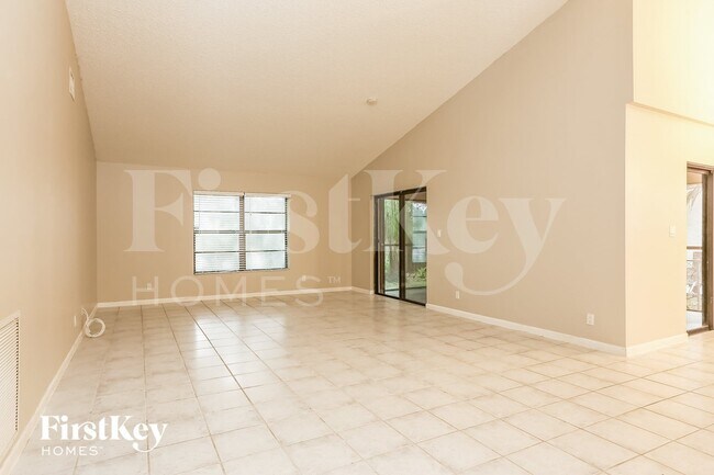 Foto del edificio - 1647 SW 30th Terrace