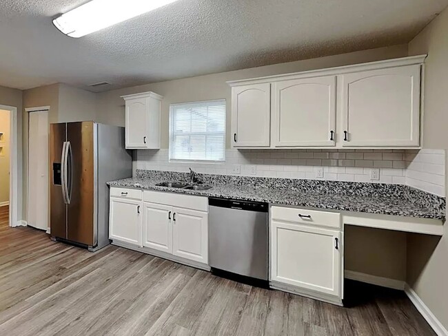 Building Photo - 1590 Matthew Allen Cir