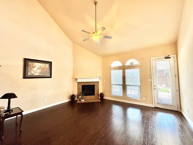 Foto del edificio - 604 Knightsbridge Ln
