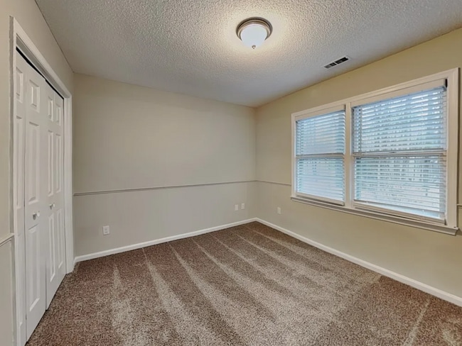 Building Photo - 1911 Teabrook Ct