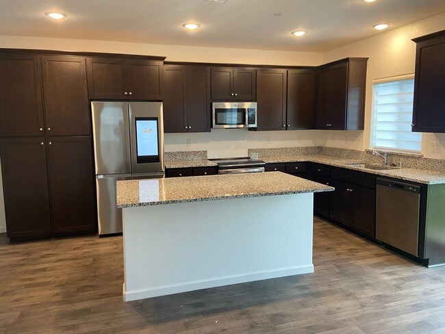 Foto del edificio - Cozy 3bdrm, 3 bath home in Rancho Cordova