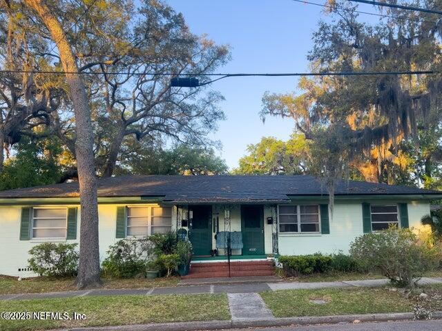 Foto del edificio - 1656 Talbot Ave