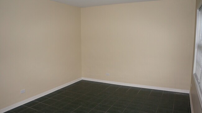 Building Photo - 1707 McKool Ave