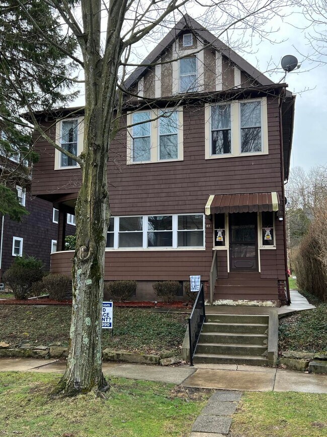 49 Venango - 49 Venango St