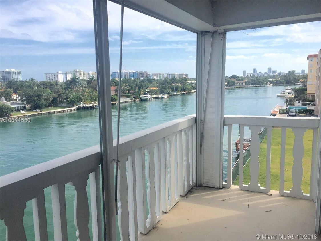9501 E Bay Harbor Dr Unit 5b, Bay Harbor Islands, FL 33154 Condo for