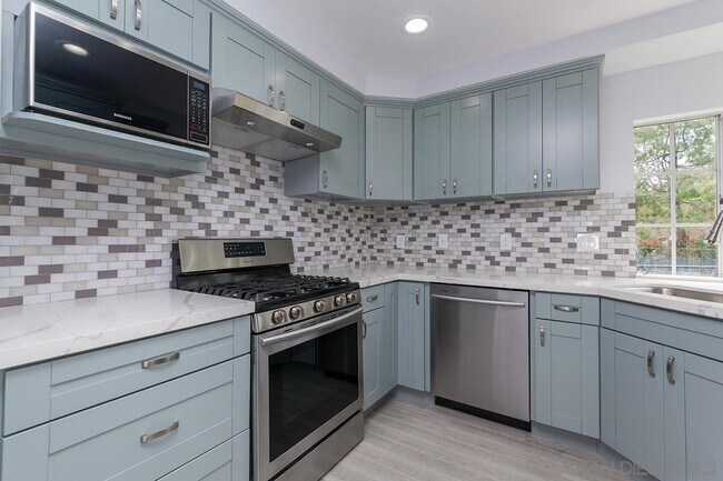 Foto del edificio - 13428 Tiverton Rd