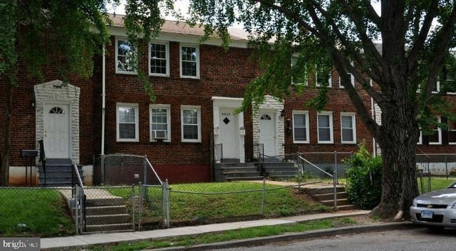 Foto del edificio - 4015 Edgewood St