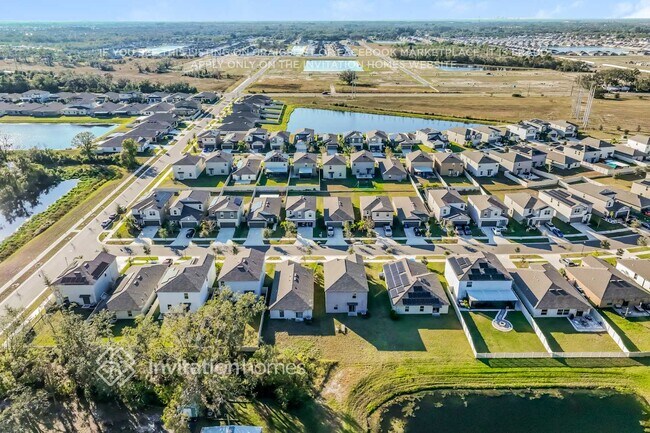 Foto del edificio - 1448 Flower Dust Dr