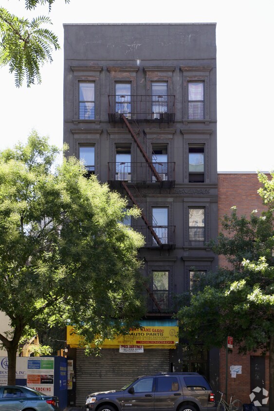 Building Photo - 230 W 116th St