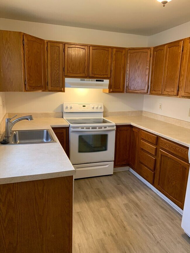 Foto del edificio - 126 Kings Mill Dr