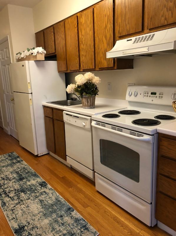 Building Photo - 90 St Botolph St