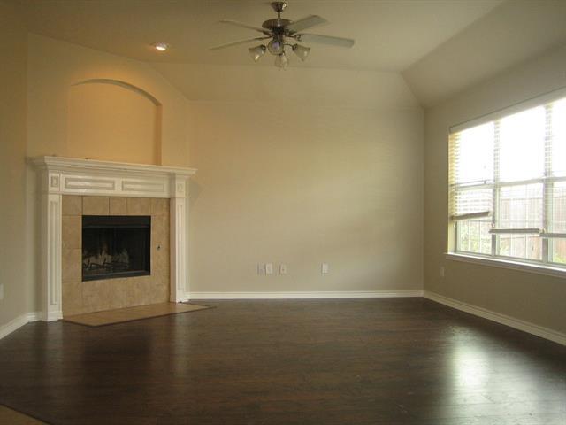 Foto del edificio - 5916 Silver Buckle Dr