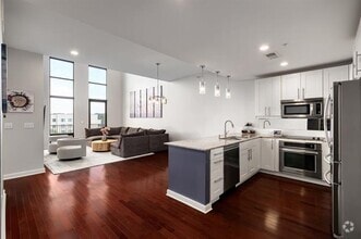 Building Photo - 2608 Museum Way