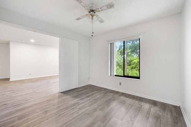 Foto del edificio - 3618 Alder Dr