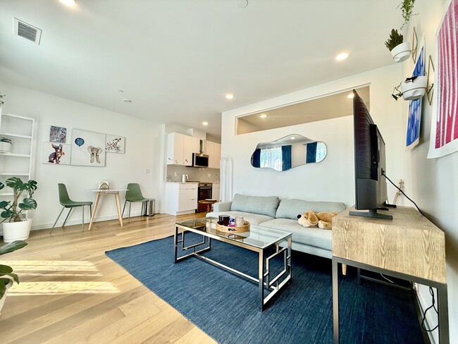 Photo - 97 Elmwood St Apartment