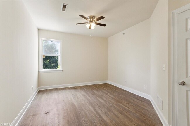 Foto del edificio - 5 br, 3 bath Duplex - 1728 N GRATZ ST Unit 2