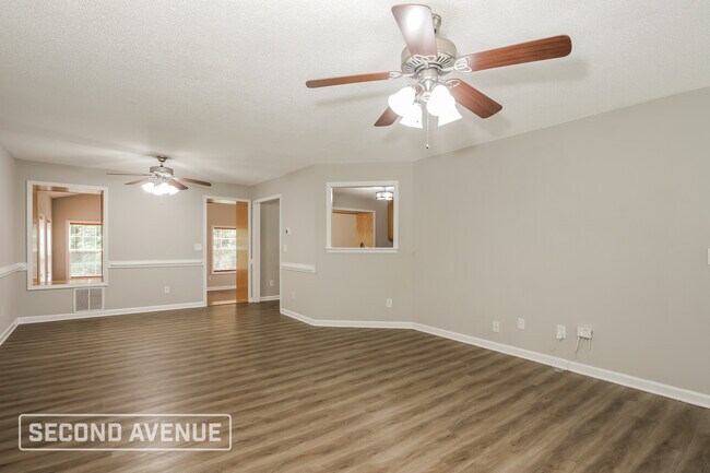 Foto del edificio - 201 Hunters Chase