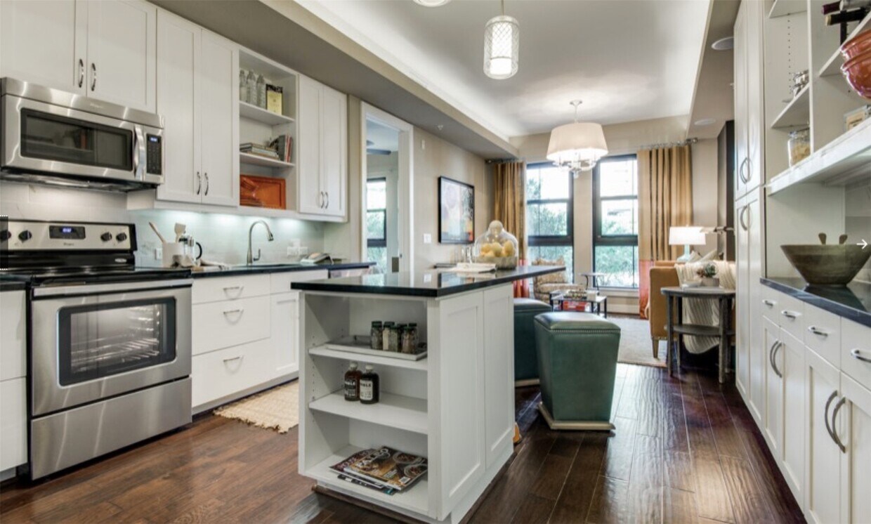 Foto principal - 2303 Mid Ln