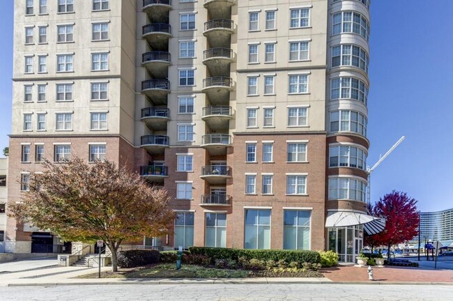 Foto del edificio - 325 East Paces Ferry Rd NE