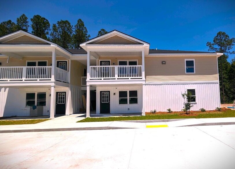 Primary Photo - 1474 Kelly Dr