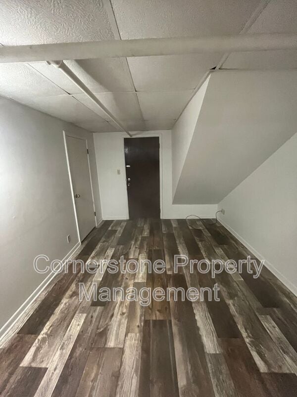 Building Photo - 910 2nd Ave N