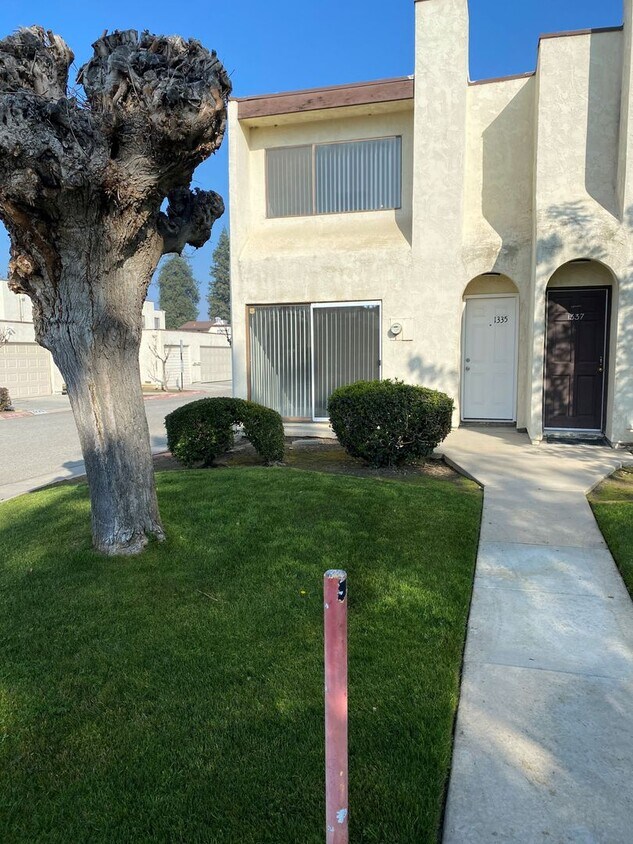 Primary Photo - 1335 Aquarius Ct