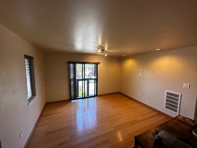 Foto del edificio - 1027 62nd St