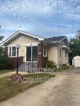 Building Photo - 461 Dulaney Ave