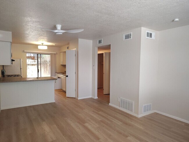 Building Photo - COMING SOON Newly Remodled -2BR Unit with Fenced back yard