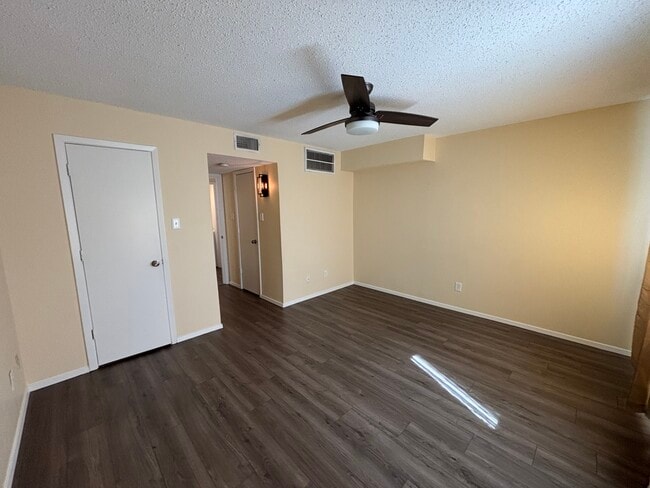 Photo - 10650 Steppington Dr Townhome