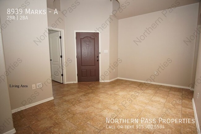 Foto del edificio - Charming 2 BDR Northeast Duplex!
