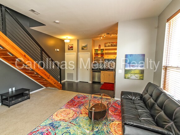 Foto del edificio - 3247 Wesley Ave